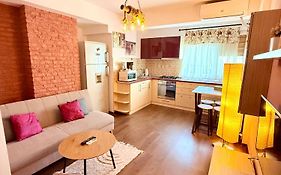 Apartament Centru Plaja Modern
